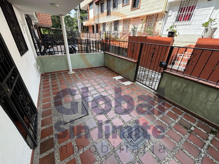 Apartamento en arriendo – 03-A-D-004