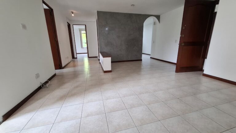 Apartamento en Arriendo, El Poblado – 03-A-L-006