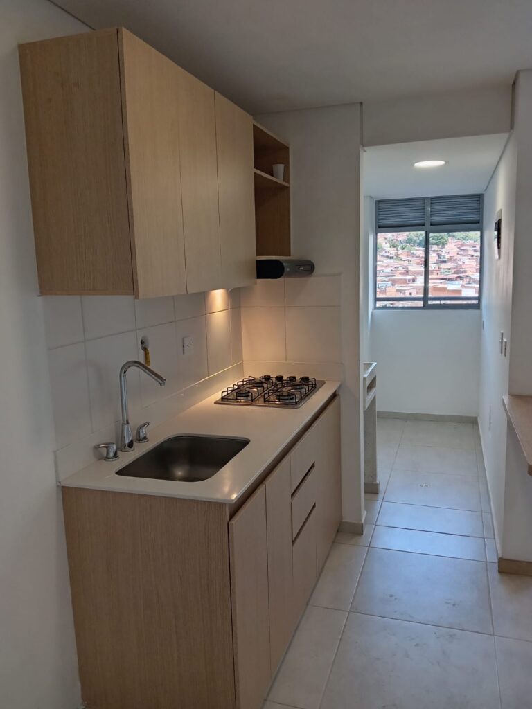 Apartamento en Arriendo – 03-A-LC-001