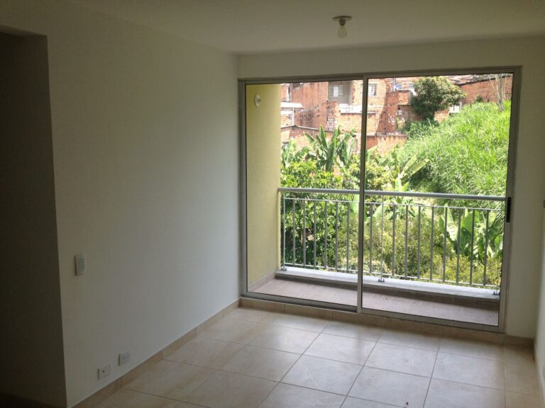 Apartamento en arriendo, La Estrella – 03-A-L-001